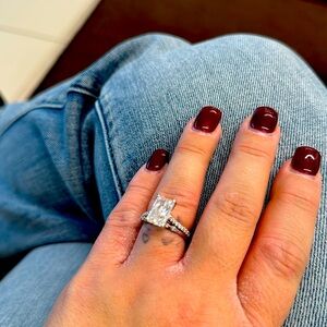 Beautiful 3.15 lab grown diamond